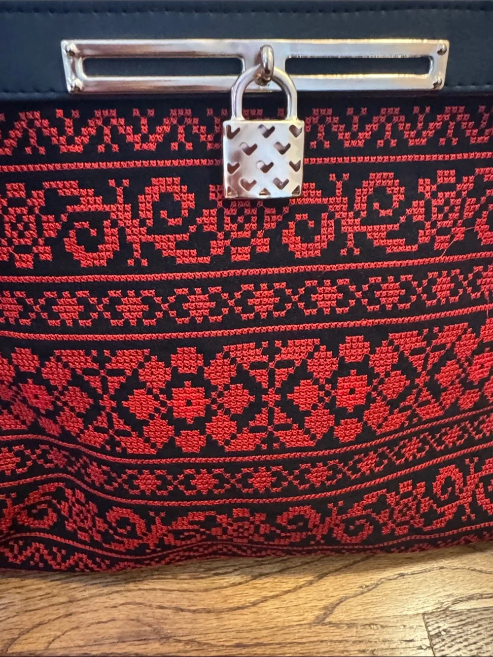 Palestinian Tatreez Embroidered Handbag – Red & Black – From Jordan 🇵🇸